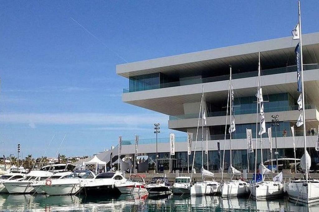 Luminoso Apartamento * La Marina De Valencia Eksteriør billede